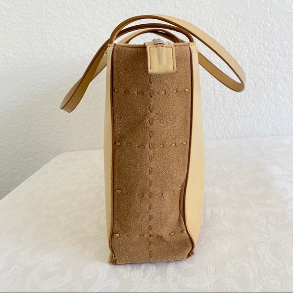 Burberry beige leather 3 compartments tote - Picture 10 of 15